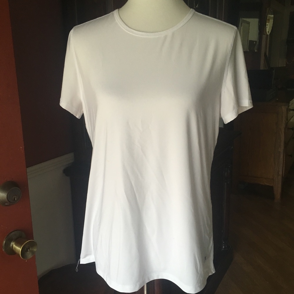 New Danskin Now White Workout Top size Large